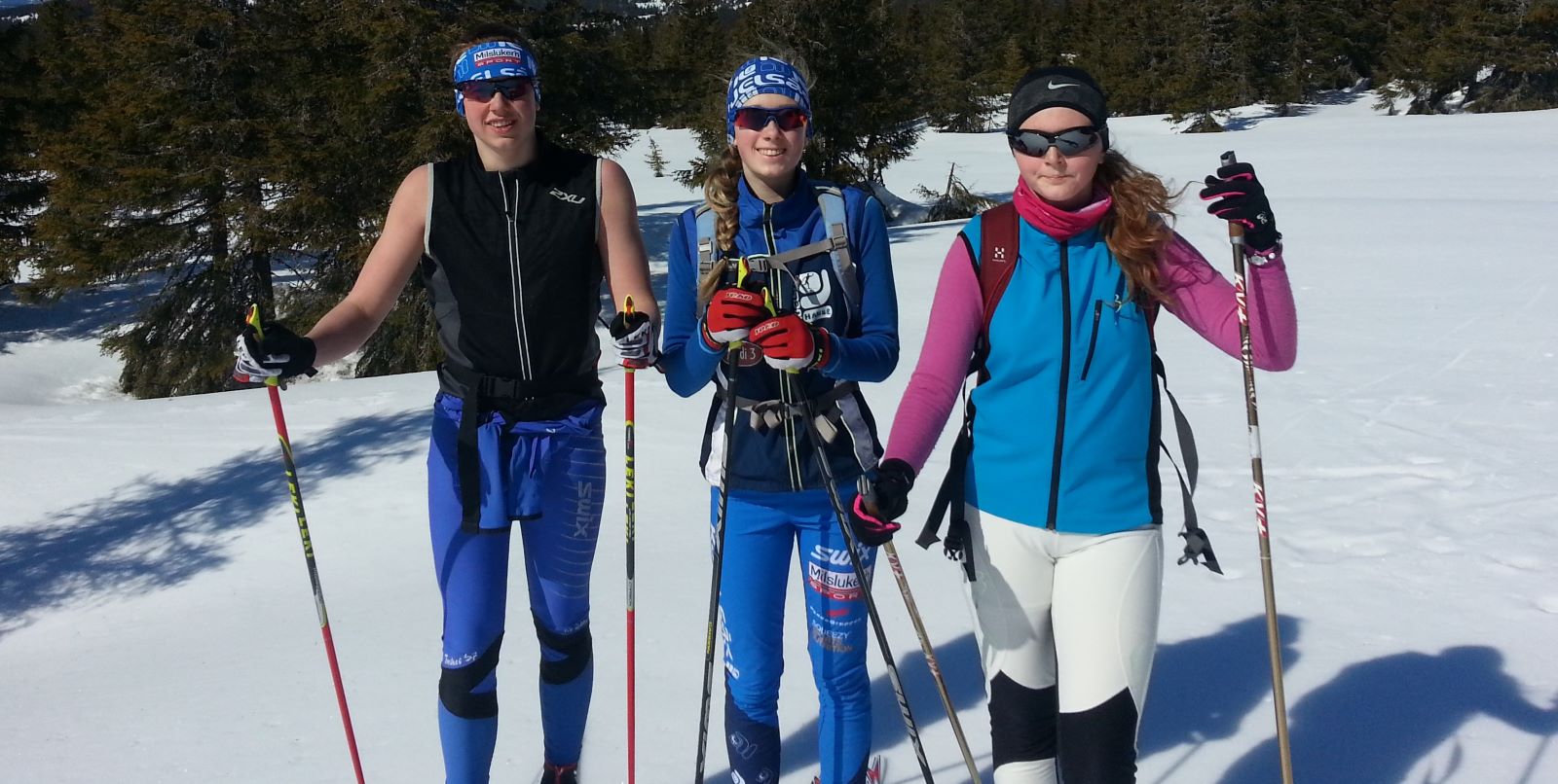 Glade skiløpere som er skisamling på Lillehammer Fjellstue